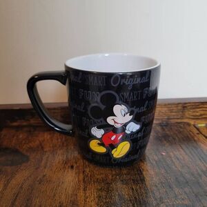 DISNEY PARKS MICKEY MOUSE SMART ORIGINAL FUNNY PERSONALITY CERAMIC COFFEE MUG